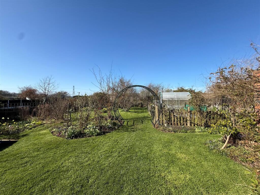 Additional image 20 of Frankley Green, Birmingham