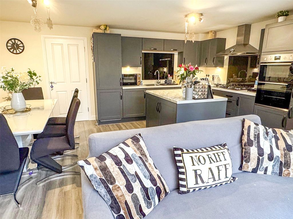 Additional image 6 of 4 bed detached house for saleMontgomery Avenue, Wellesley, Aldershot, Hampshire GU11