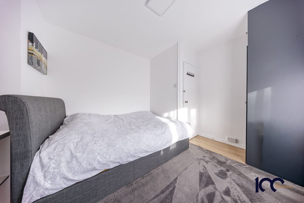 Additional image 22 of 4 bed semi-detached house for saleEliot Road, Dagenham RM9
