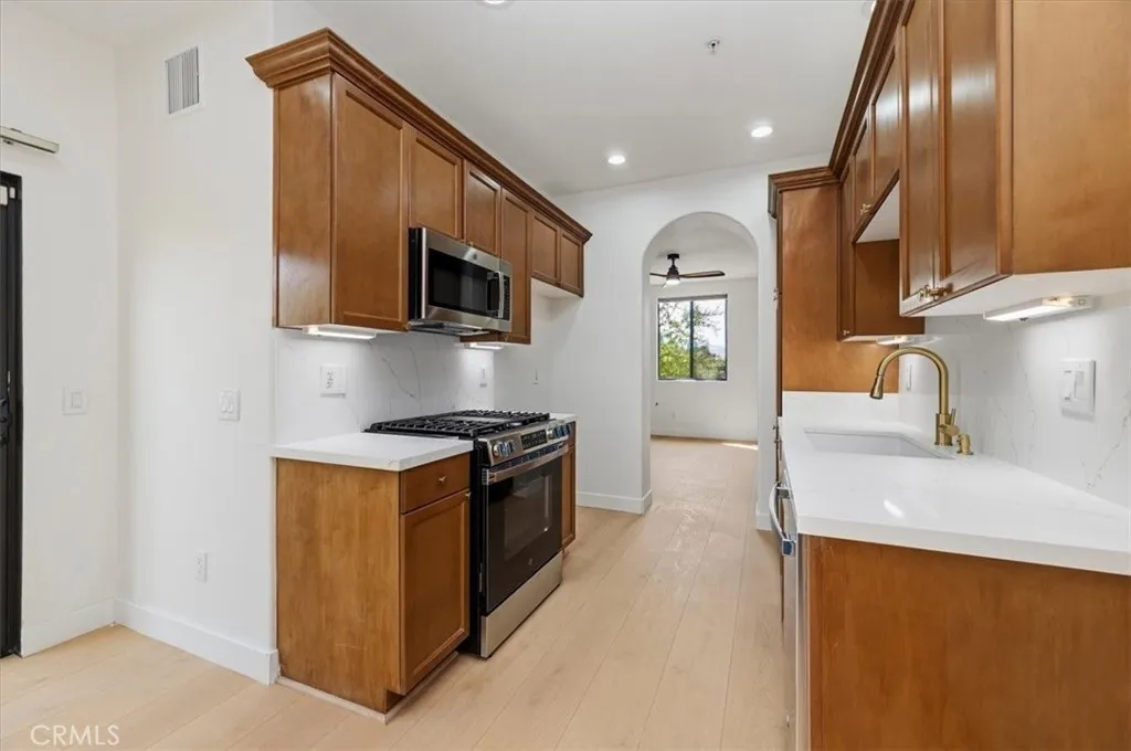 Additional image 66 of 1045 Villorrio Dr S, Palm Springs, CA 92262