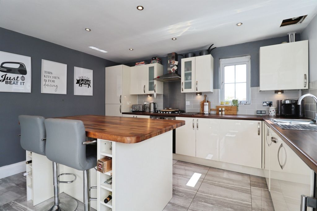 Additional image 3 of 4 bed detached house for saleWillowbrook Gardens, St. Mellons, Cardiff CF3