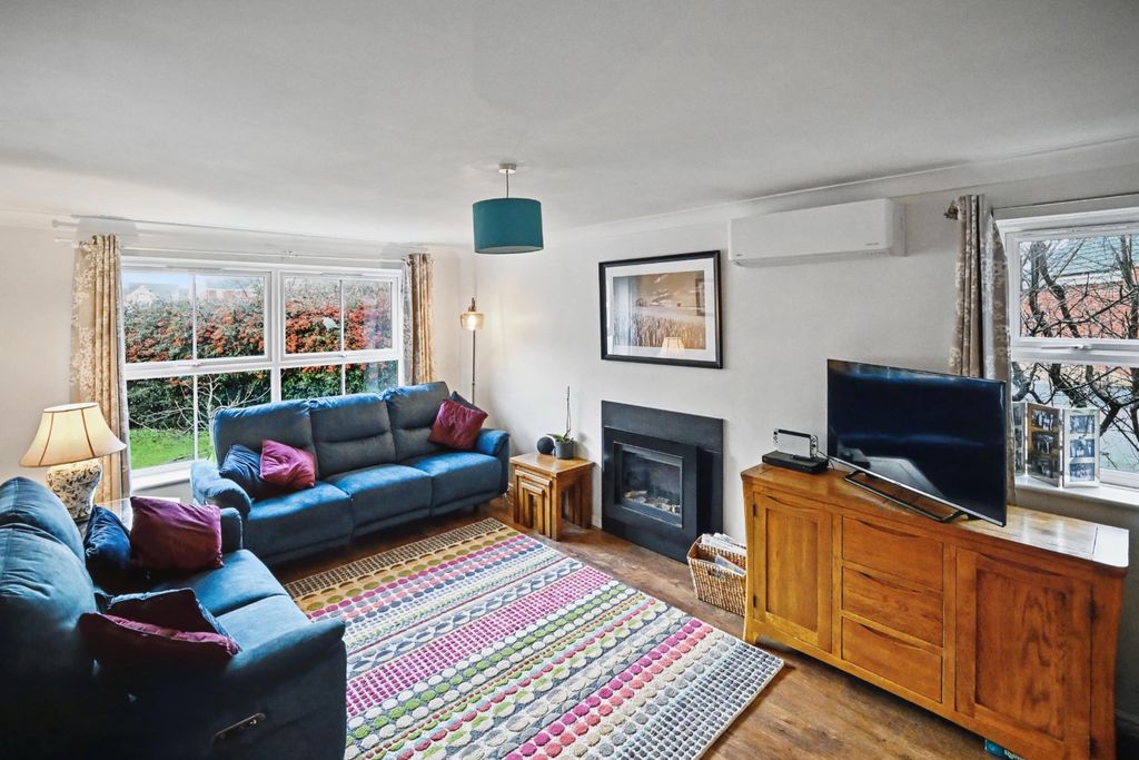 Additional image 6 of 5 bed detached house for saleCranesbill Drive, Bure Park, Bicester OX26
