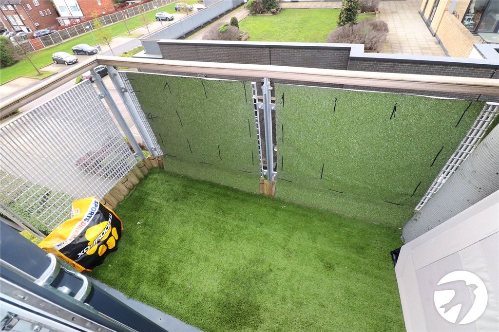 Additional image 8 of 2 bed flat for saleLittle Brights Road, Belvedere DA17