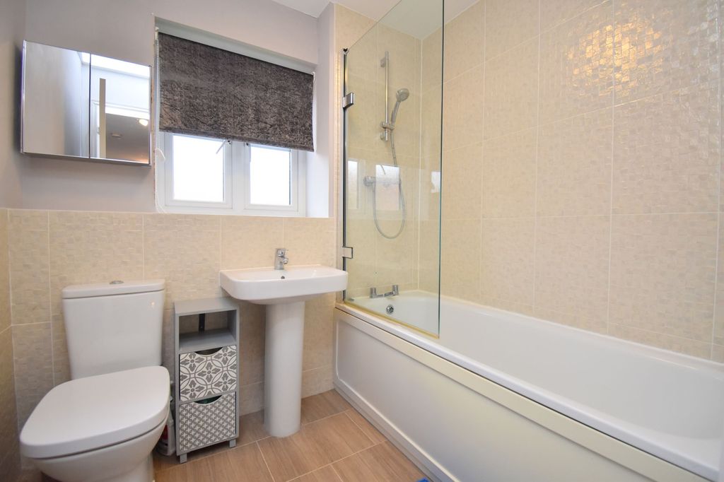 Additional image 18 of 5 bed detached house for saleBose Avenue, Biggleswade SG18
