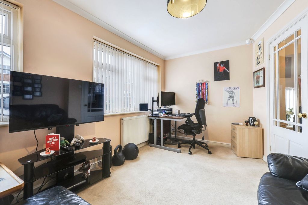 Additional image 8 of 4 bed detached house for saleGreen Hill Croft, Leeds, West Yorkshire LS12
