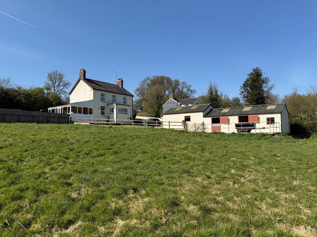 4 bed farm for saleCiliau Aeron, Near Aberaeron SA48