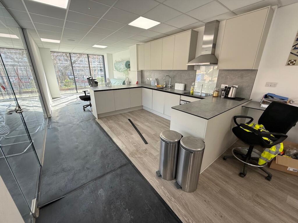Additional image 5 of 2 Hertfordshire House, Civic Close, St. Albans, AL1 3JZ