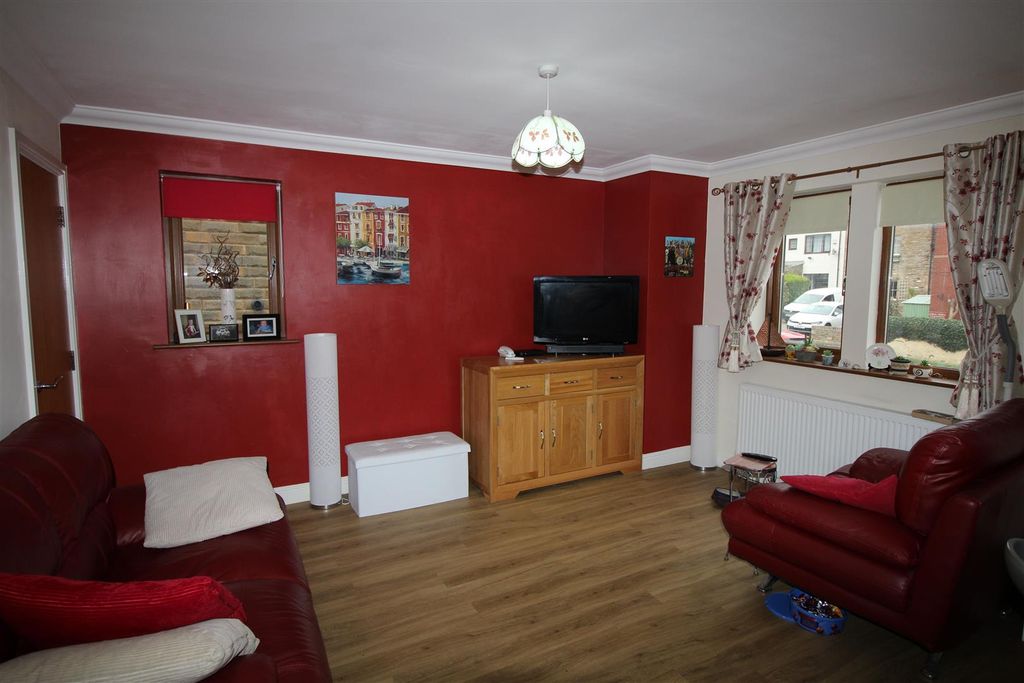 Additional image 3 of 3 bed flat for saleWillow Grove, Dodworth, Barnsley S75