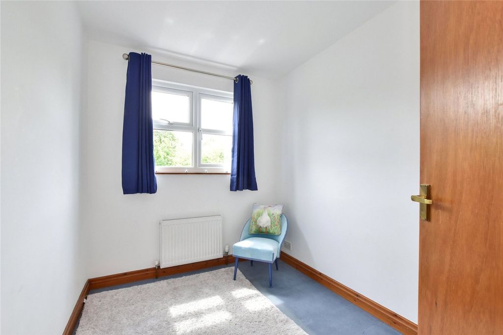 Additional image 21 of 4 bed semi-detached house for saleDairy Way, Abbots Langley WD5
