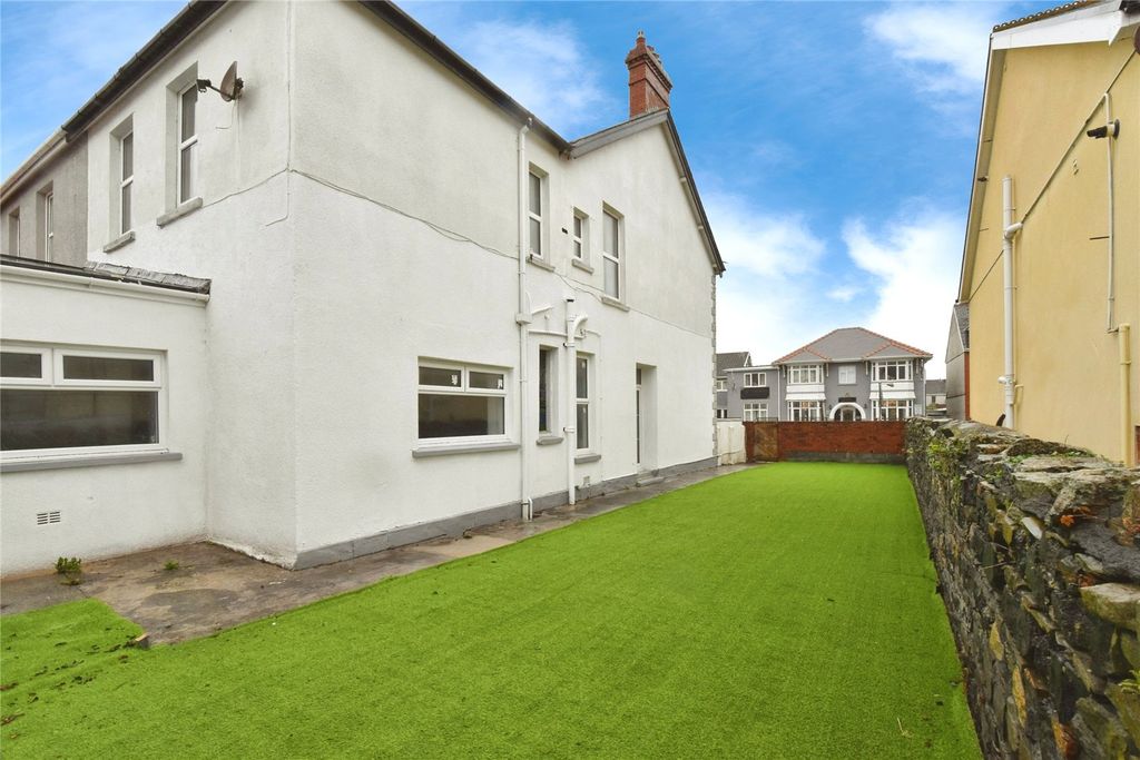 Additional image 3 of 4 bed semi-detached house for saleQueen Victoria Road, Llanelli, Carmarthenshire SA15