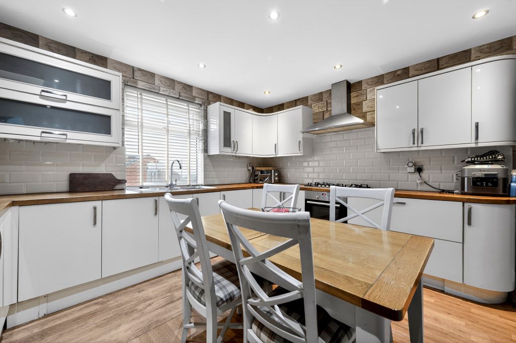 Additional image 8 of 9 bed semi-detached house for saleMain Street, Alfreton DE55
