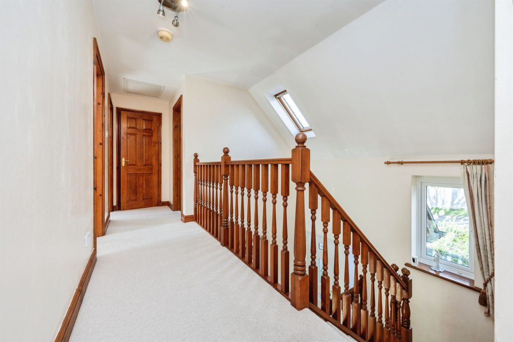 Additional image 16 of 4 bed detached house for saleSchool Lane, Weston Turville, Aylesbury HP22