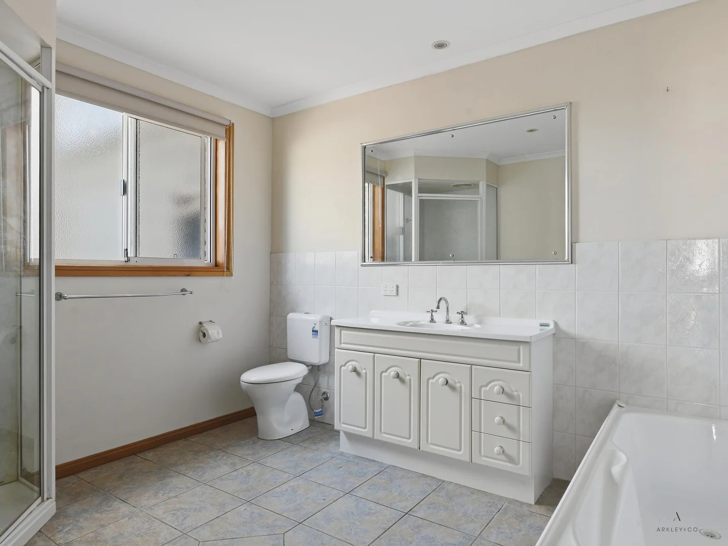 Additional image 8 of 2/91 Gordons Hill Road, Lindisfarne TAS 7015
