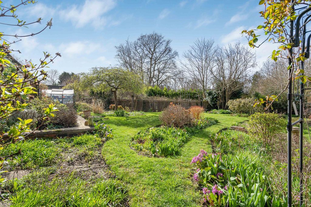 Additional image 21 of 4 bed detached house for saleCrampshaw Lane, Ashtead KT21