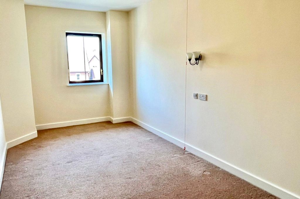 Additional image 8 of 2 bed flat for saleSpringwood Gardens, Belper, Derbyshire DE56