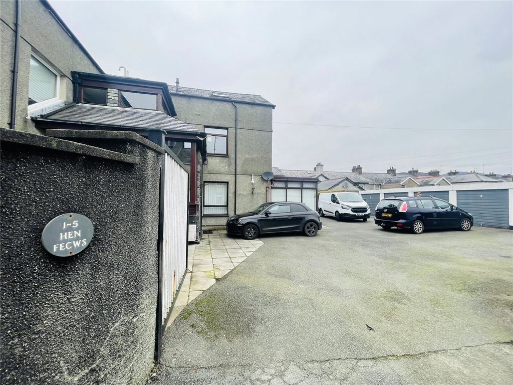 Additional image 12 of 1 bed flat for saleChandlers Place, Porthmadog, Gwynedd LL49
