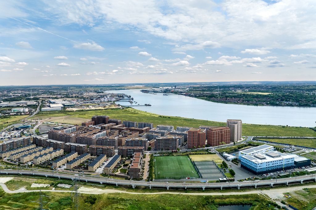 Additional image 4 of 2 bed flat for sale"Type 2_02" at Fielders Crescent, Barking IG11