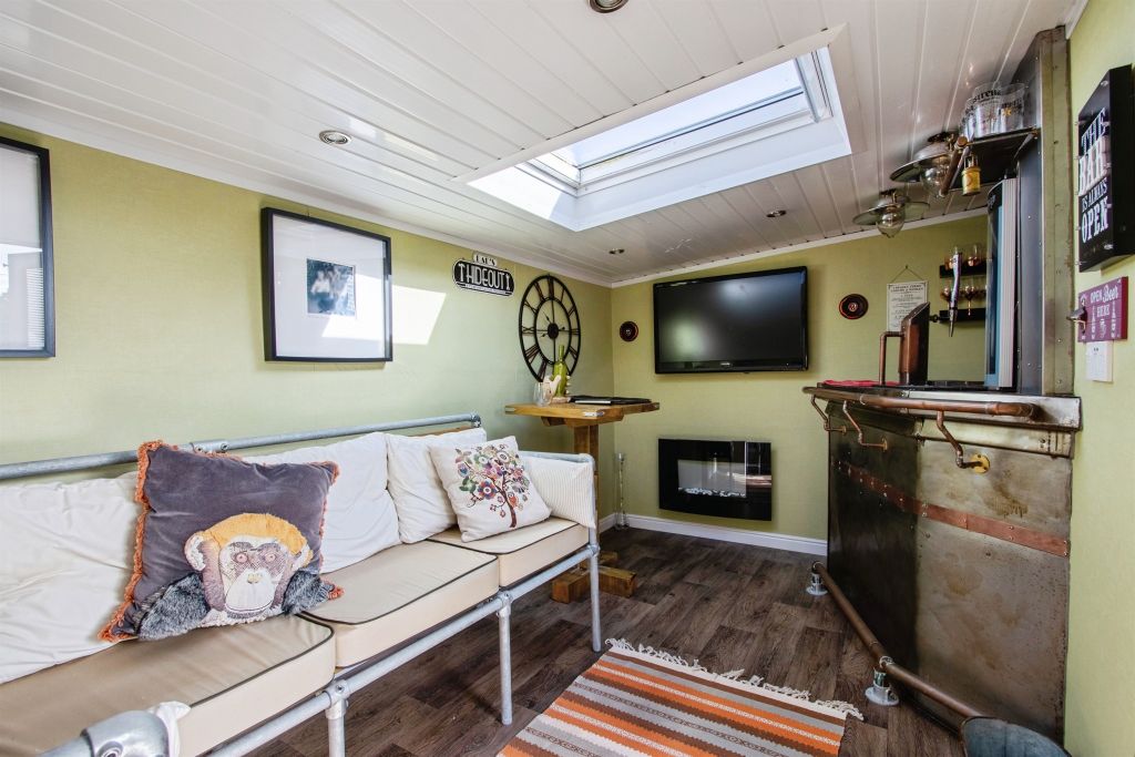 Additional image 20 of 4 bed detached house for saleTipsey Court, Mapplewell, Barnsley S75