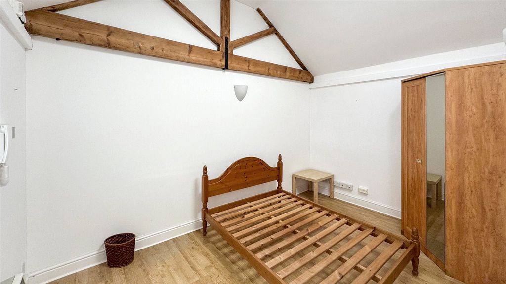 Additional image 28 of 5 bed detached house for saleBentley Heath, Barnet EN5