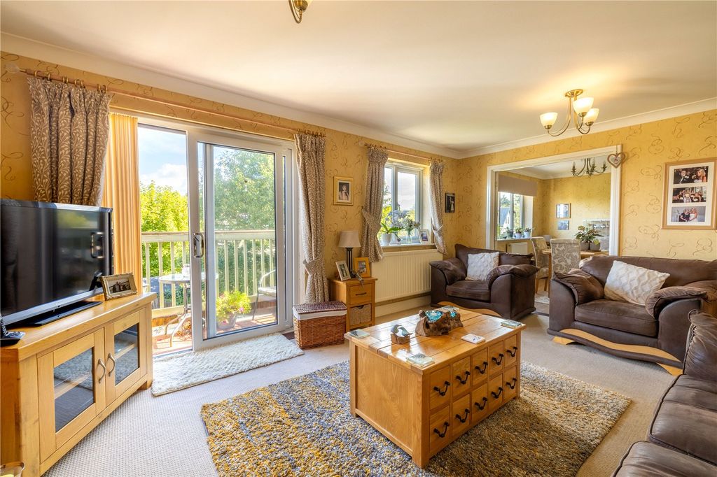 Additional image 3 of 4 bed detached house for saleShamwickshire Close, Bideford, Devon EX39