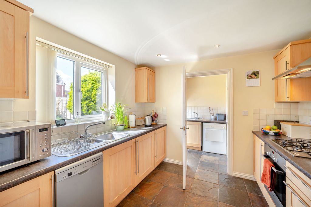 Additional image 2 of 4 bed detached house for saleTrafalgar Close, Monmouth, Monmouthshire NP25