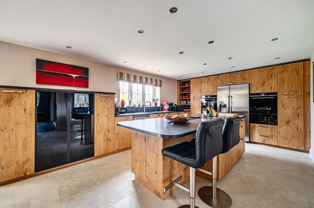 Additional image 5 of 5 bed detached house for saleChurch Lane, Arborfield, Berkshire RG2