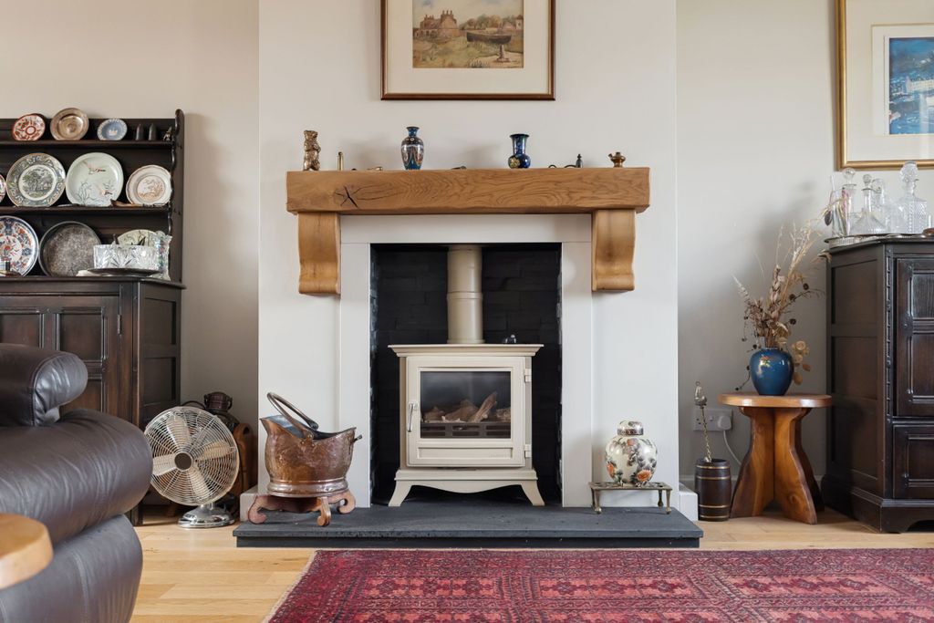 Additional image 3 of 2 bed semi-detached house for saleBuchanan Crescent, Croftamie, Glasgow G63