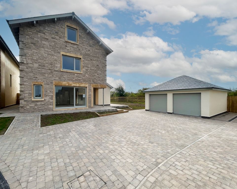 5 bed detached house for saleBridgefield Meadows, Lindal, Ulverston LA12