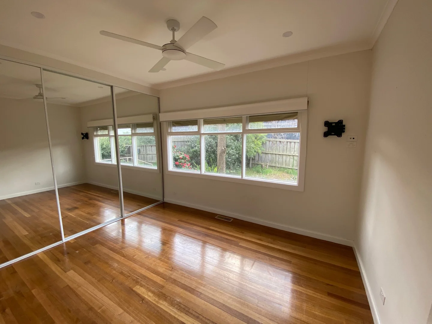 Additional image 5 of 14 Lenola Street, Macleod VIC 3085