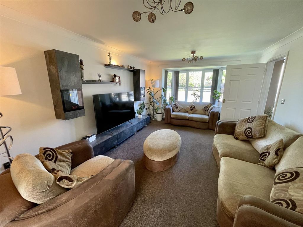 Additional image 5 of 4 bed detached house for saleWoodlands Green, Middleton St. George, Darlington DL2