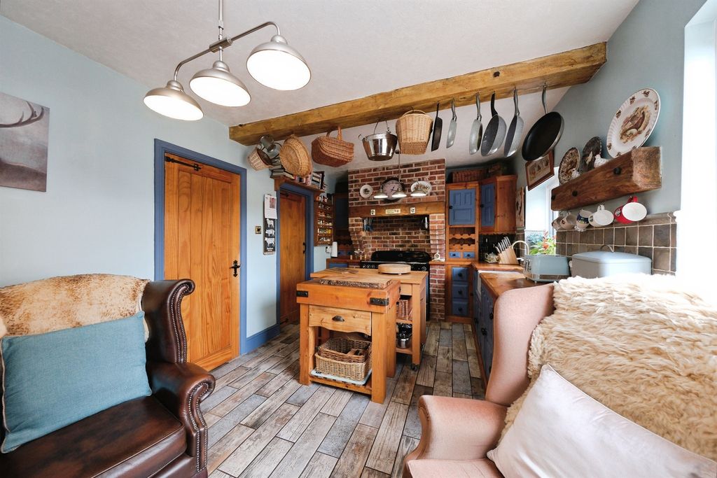 Additional image 8 of 3 bed barn conversion for saleBrooklet Farm, Castle Donington, Derby DE74