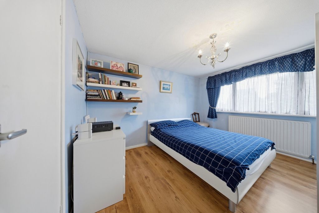 Additional image 11 of 4 bed link detached house for saleCarpenders Avenue, Watford WD19