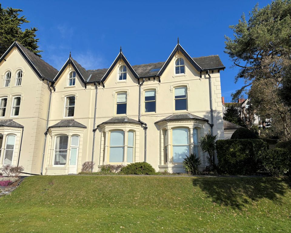 Additional image 2 of 2 bed flat for saleAberdovey LL35