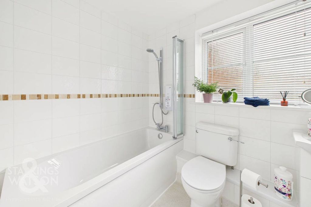 Additional image 12 of 2 bed flat for saleHolly Blue Road, Wymondham, Norwich NR18