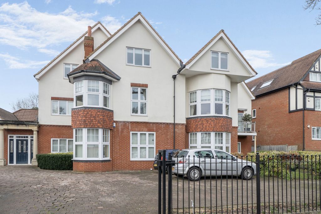 Additional image 15 of 2 bed flat for saleScotts Lane, Bromley BR2