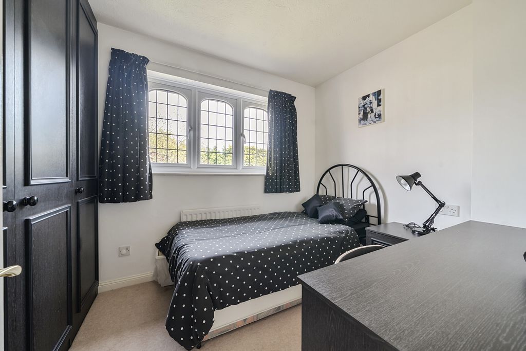Additional image 14 of 6 bed detached house for saleFerguson Close, Bromley BR2