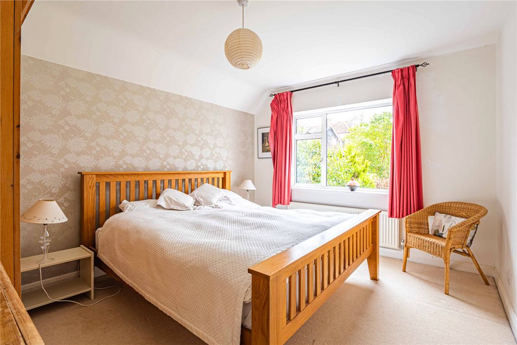 Additional image 25 of 6 bed detached house for saleLondon Road, Berkhamsted, Hertfordshire HP4