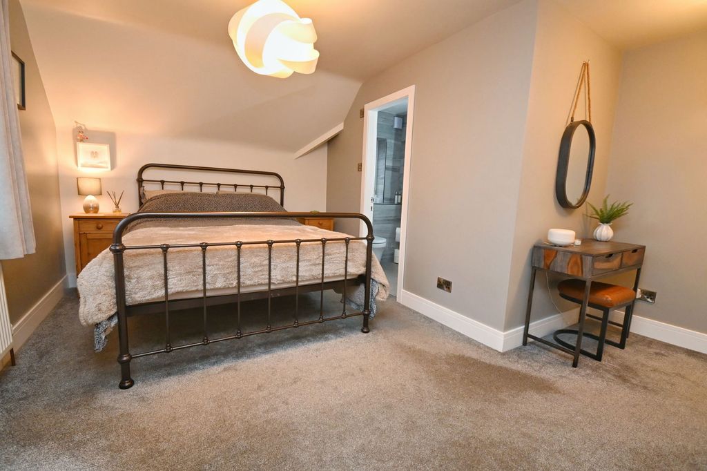 Additional image 18 of 5 bed detached house for saleMelvinia Crescent, Barnsley S75