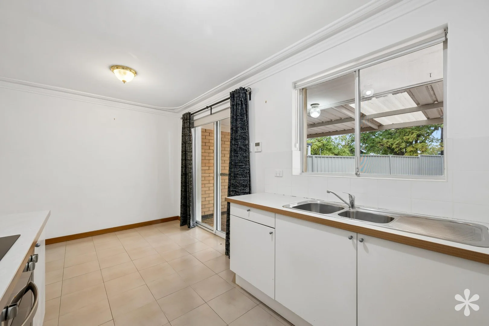 4A Gannett St, Bateman WA 6150