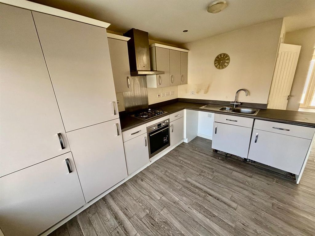 Additional image 5 of 3 bed property for saleUppingham Gardens, Leeds LS12