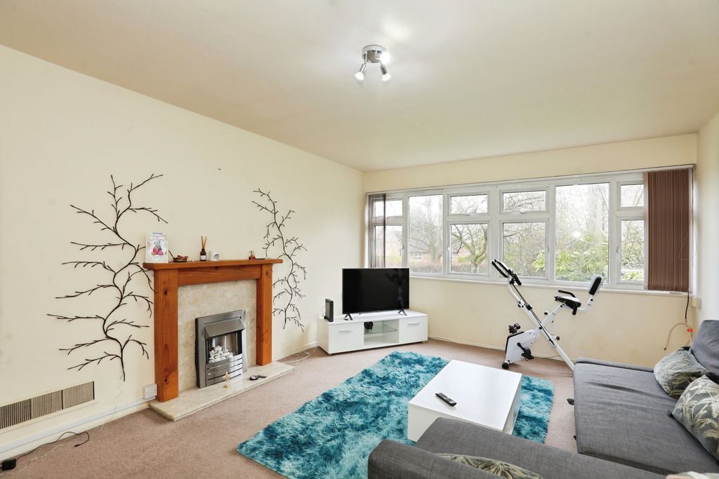Additional image 5 of 1 bed flat for saleHarrowby Drive, Newcastle, Staffordshire ST5