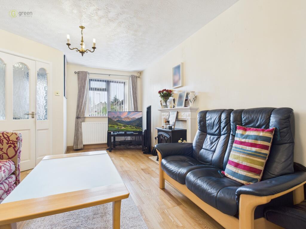 Kings Croft, Castle Bromwich, B36 photo 2
