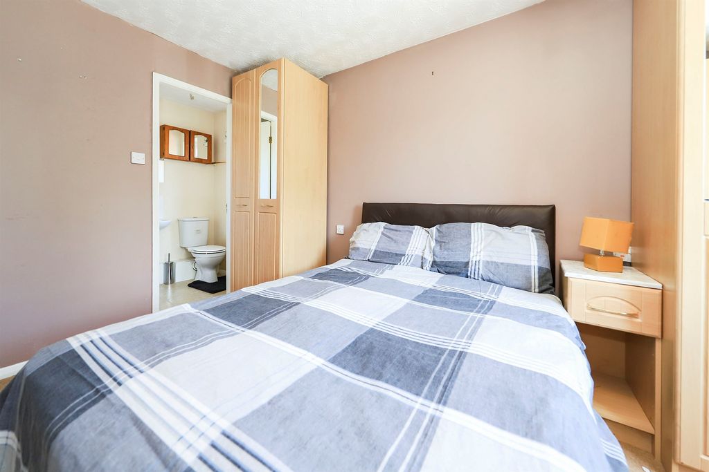 Additional image 9 of 3 bed detached house for saleConstantine Way, Bilston WV14