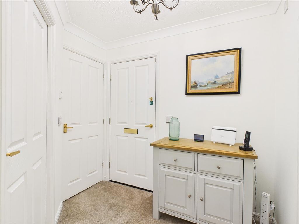 Additional image 6 of 1 bed flat for saleBarrow Lane, Hessle HU13