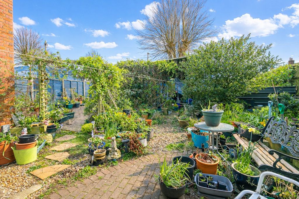 Additional image 12 of 1 bed flat for saleMons Avenue, Baldock SG7