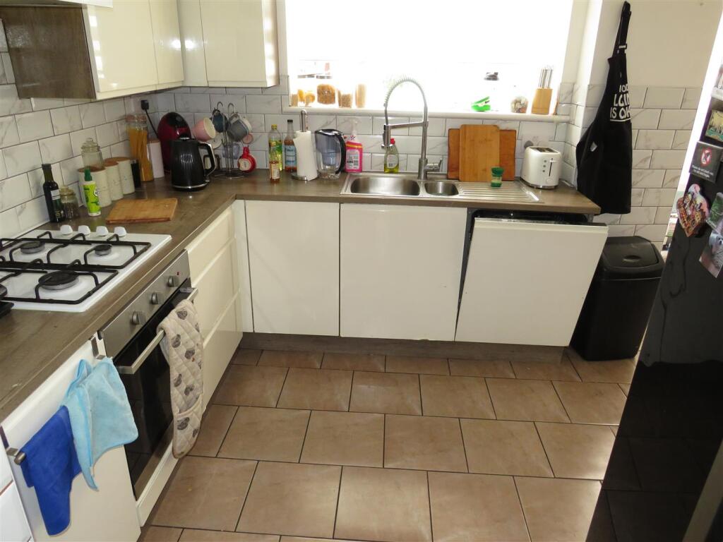 Nearmoor Road, Shard End, Birmingham photo 5
