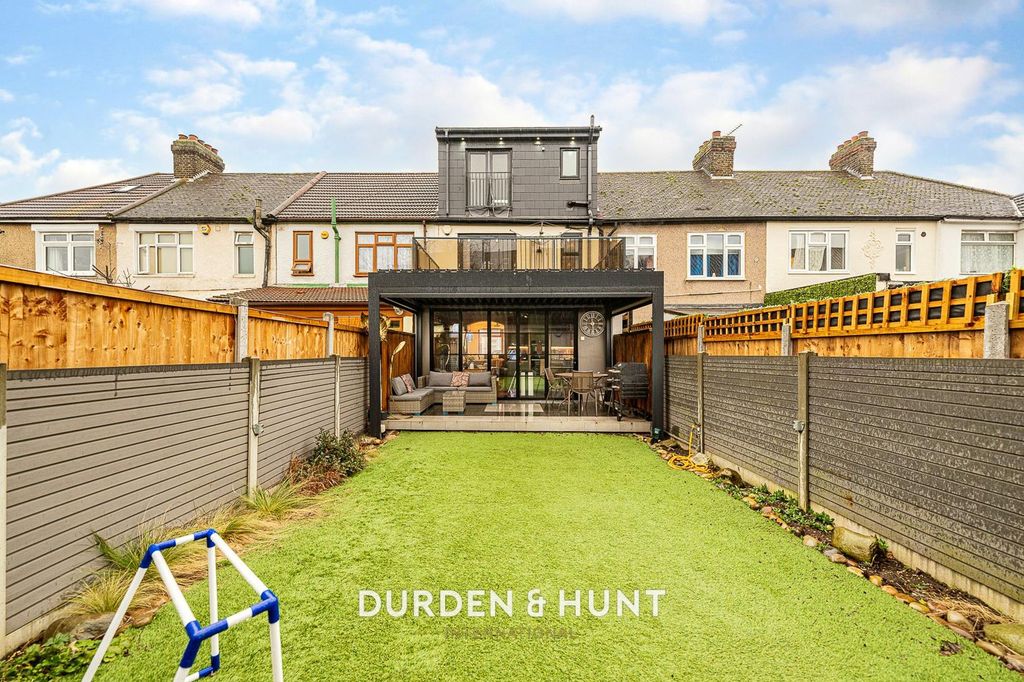 Additional image 25 of 4 bed terraced house for saleWestminster Gardens, Barking IG11