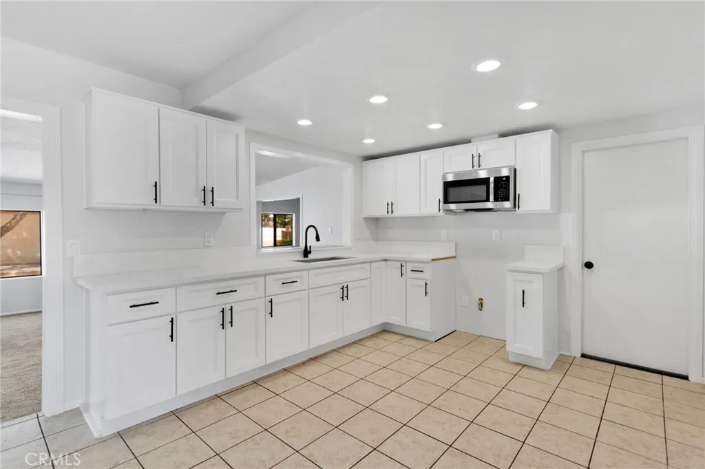 Additional image 11 of 15970 Lindero St, Victorville, CA 92395