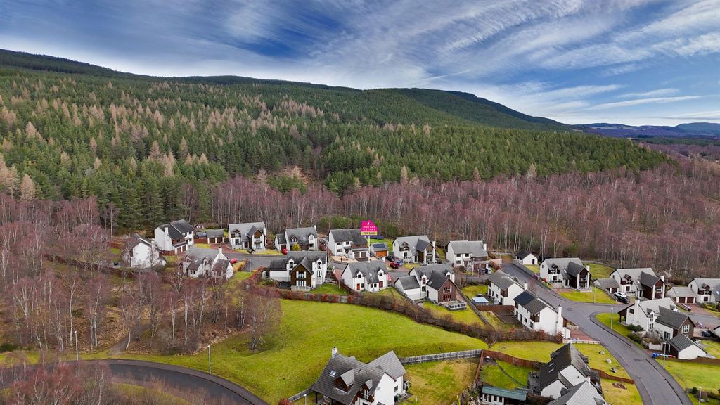 Additional image 25 of 3 bed detached house for sale20 Lodge Lane, High Burnside, Aviemore PH22