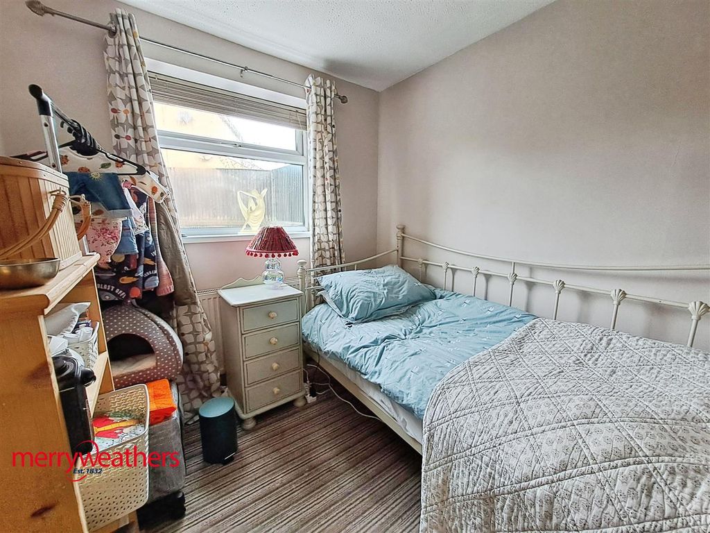 Additional image 6 of 2 bed flat for saleCloverlands Drive, Staincross, Barnsley S75